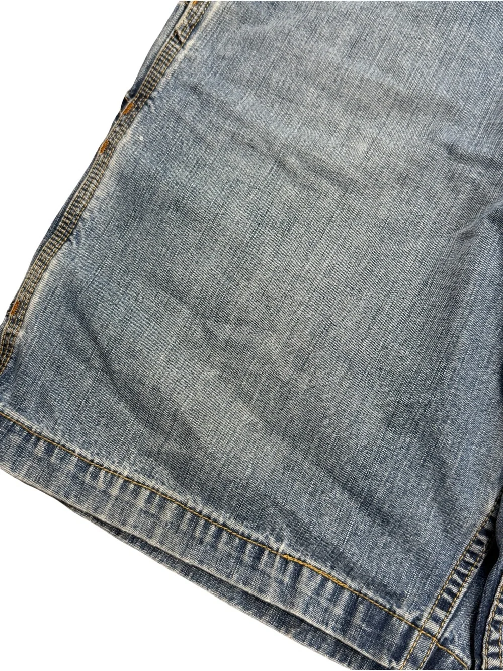 Vintage Y2K Levi’s Carpenter Medium Wash Blue Denim Jean Jort Shorts Size 36